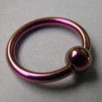 Piercing de Titâno