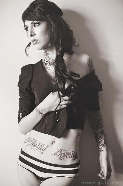Lindas Garotas Tatuadas (21)