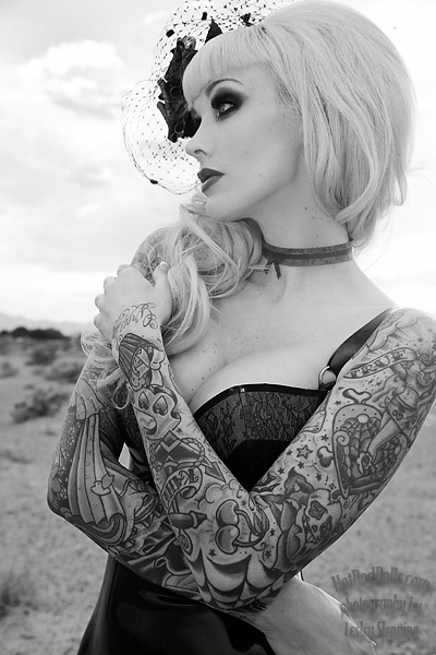 Lindas Garotas Tatuadas (15)