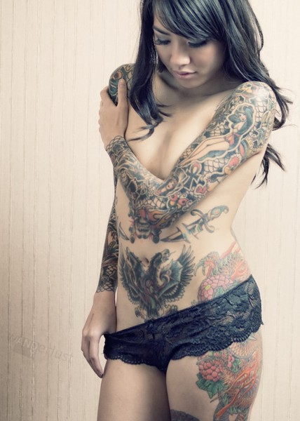 Lindas Garotas Tatuadas (10)