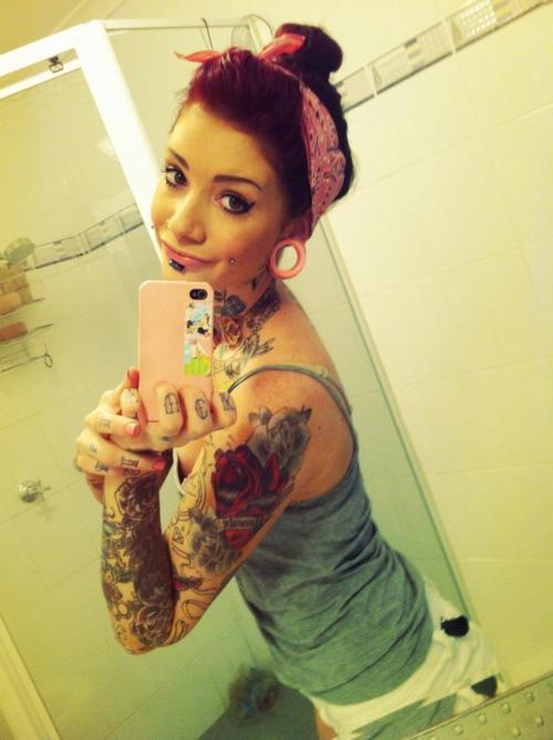 Lindas Garotas Tatuadas (12)