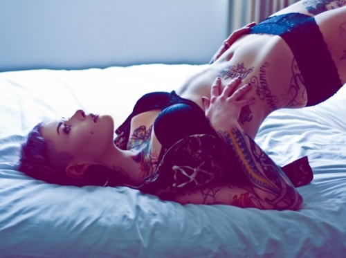 Lindas Garotas Tatuadas (7)