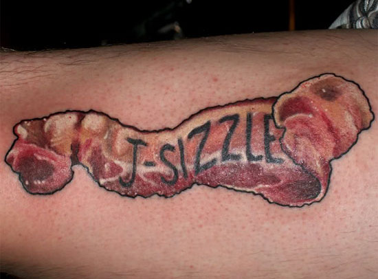 Tatuagens para quem adora comer bacon (16)