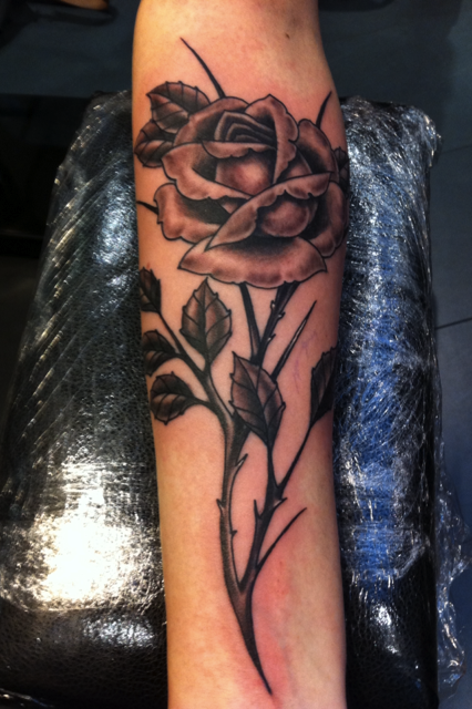 Fotos de tatuagens de rosas (42)