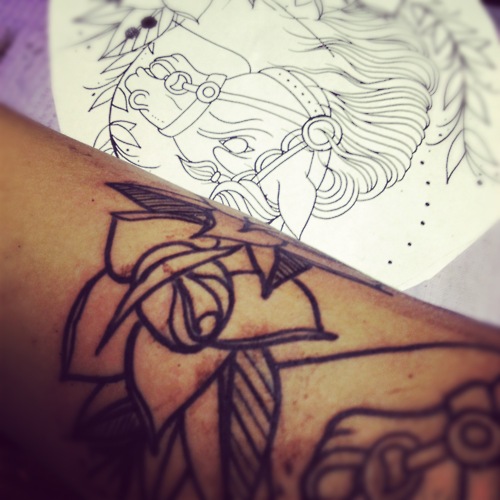 Fotos de tatuagens de rosas (30)