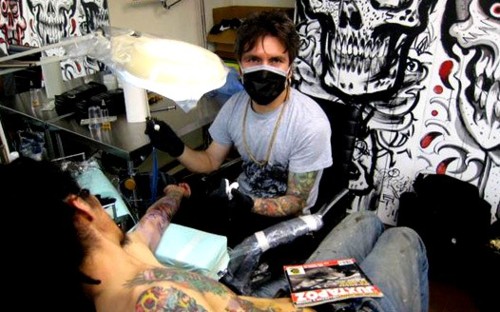Como é o trabalho de um tatuador (13)