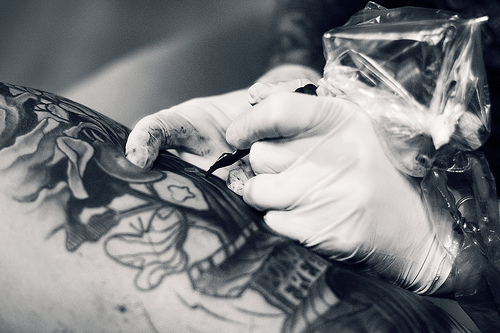 Como é o trabalho de um tatuador (9)