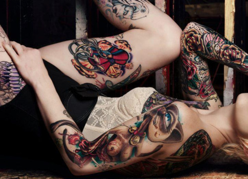 Fotos de lindas mulheres tatuadas (8)