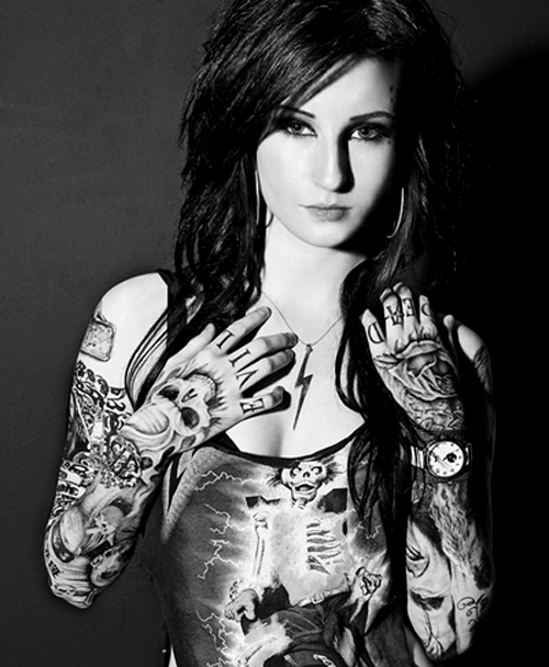 Fotos de lindas mulheres tatuadas (2)