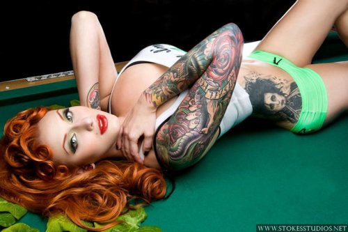 Fotos de mulheres tatuadas (23)