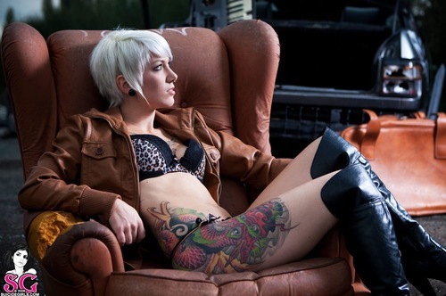 Fotos de mulheres tatuadas (10)