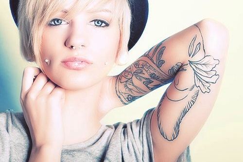 Fotos de mulheres tatuadas (4)