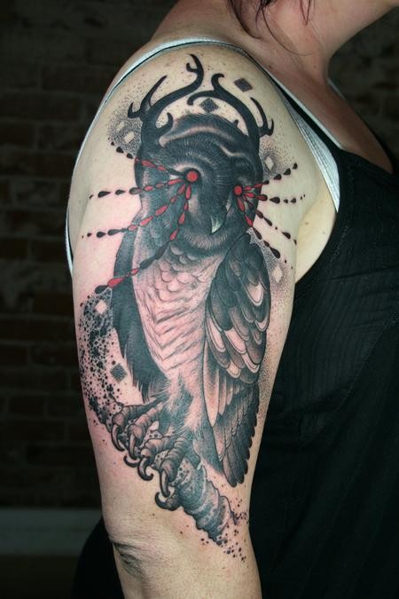 Tatuagens criativas de corujas (135)