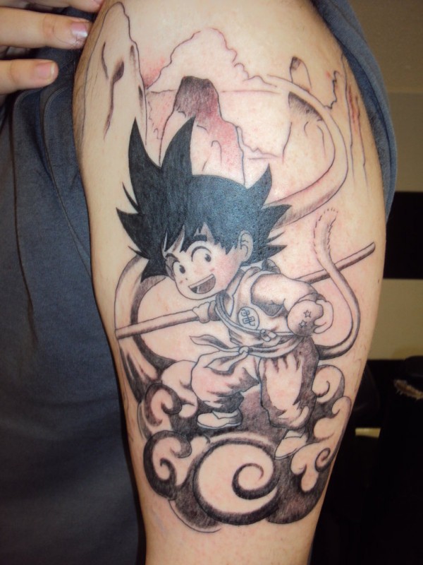 E vc? Daria um nome do DBZ pros seus filhos? 😂 Tatuagem familia Goku  finalizada! Dessa vez adicionamos o fundo azul e as esferas do dragão,…