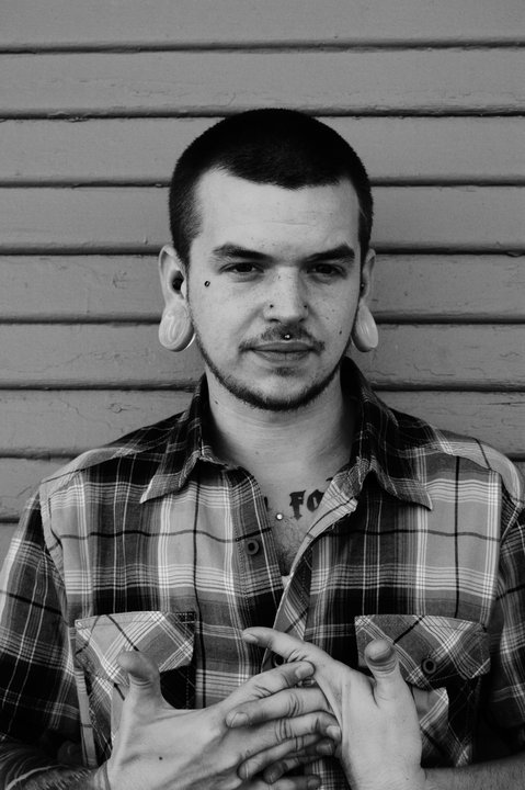 Fotos em preto e branco de homens tatuados (14)