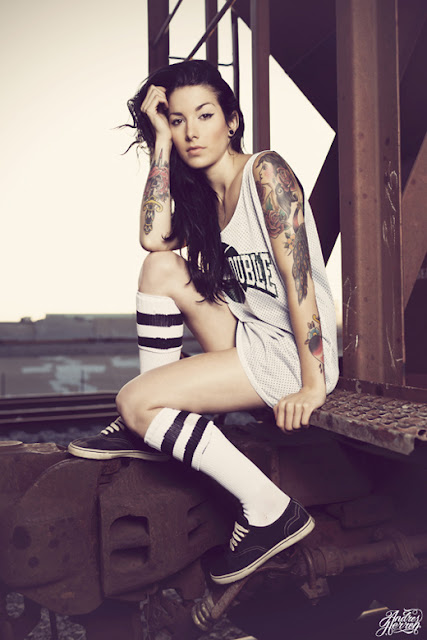 Fotos de mulheres tatuadas (15)