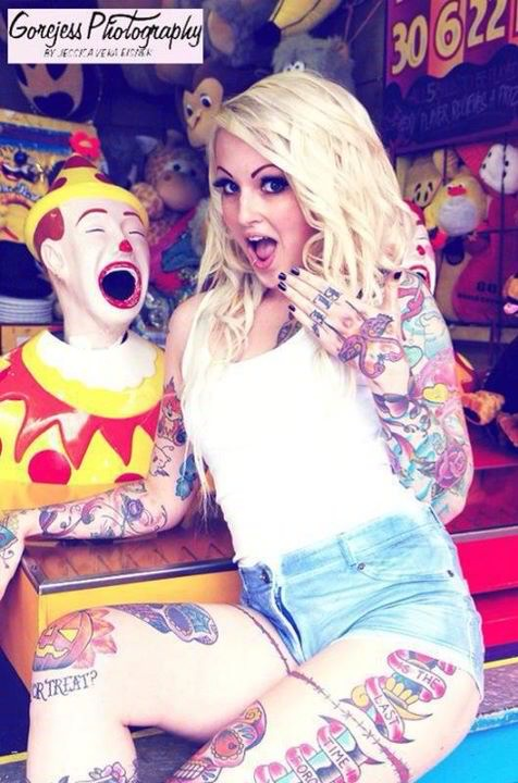 Fotos de mulheres tatuadas (7)