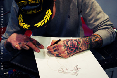Imagens de tatuagens nas mãos (23)