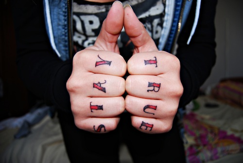 Imagens de tatuagens nas mãos (22)