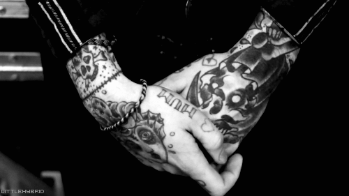 Imagens de tatuagens nas mãos (8)