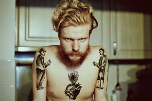 Barbudos tatuados (23)