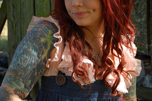 Mais 50 ruivas tatuadas (32)