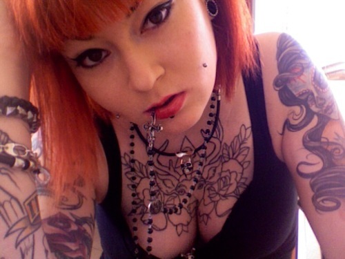 Mais 50 ruivas tatuadas (30)