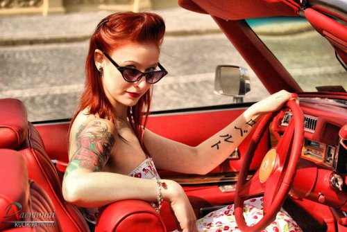 Mais 50 ruivas tatuadas (50)