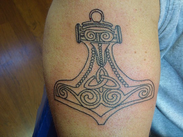 Tatuagens do martelo do Thor (14)