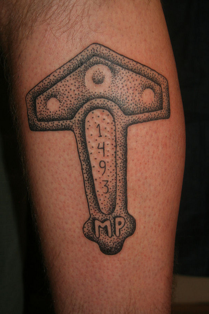 Tatuagens do martelo do Thor (1)