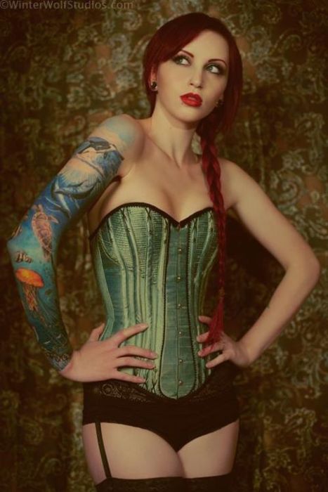Fotos de mulheres tatuadas (16)