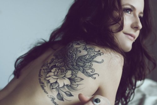 Fotos de garotas tatuadas (2)