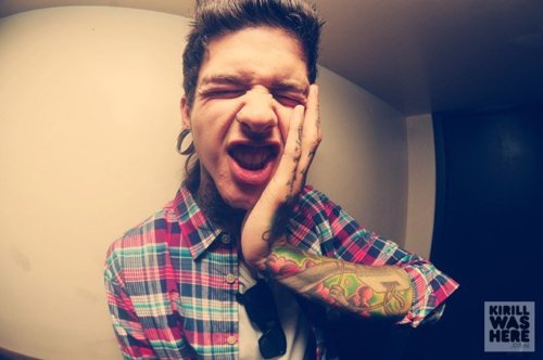 Homens tatuados e modificados (18)