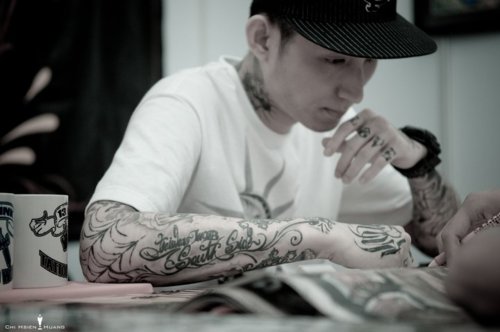 Homens tatuados e modificados (17)