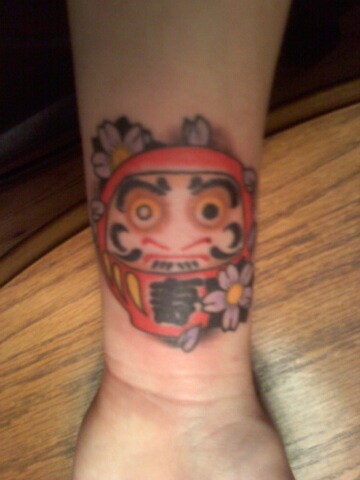 Tatuagens de bonecos de Daruma (58)