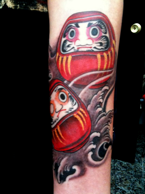 Tatuagens de bonecos de Daruma (9)