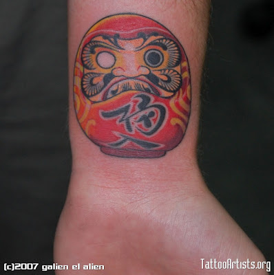 Tatuagens de bonecos de Daruma (8)
