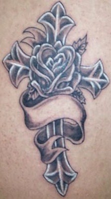 Tatuagens de cruzes e símbolos cristãos (28)