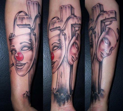 Tatuagens de cruzes e símbolos cristãos (1)