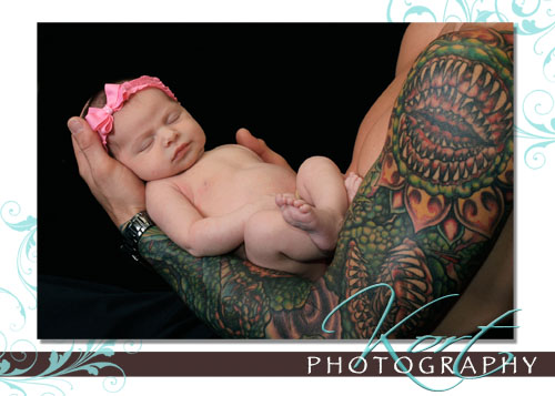 Papais e Mamães Tatuados com seus filhos (81)