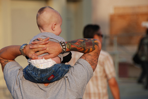 Papais e Mamães Tatuados com seus filhos (57)