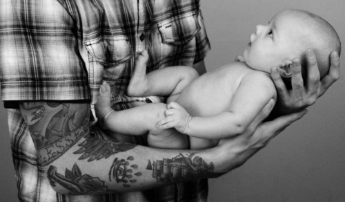 Papais e Mamães Tatuados com seus filhos (47)
