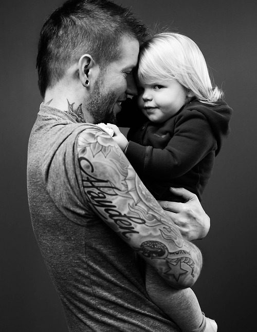 Papais e Mamães Tatuados com seus filhos (45)