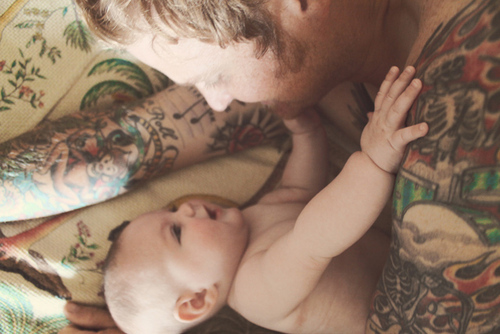 Papais e Mamães Tatuados com seus filhos (43)