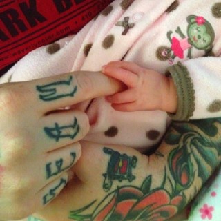 Papais e Mamães Tatuados com seus filhos (3)