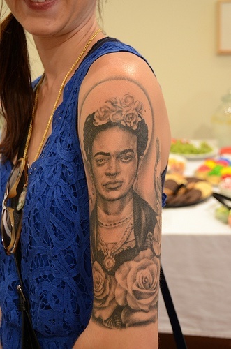 Tatuagens Mal Feitas (9)