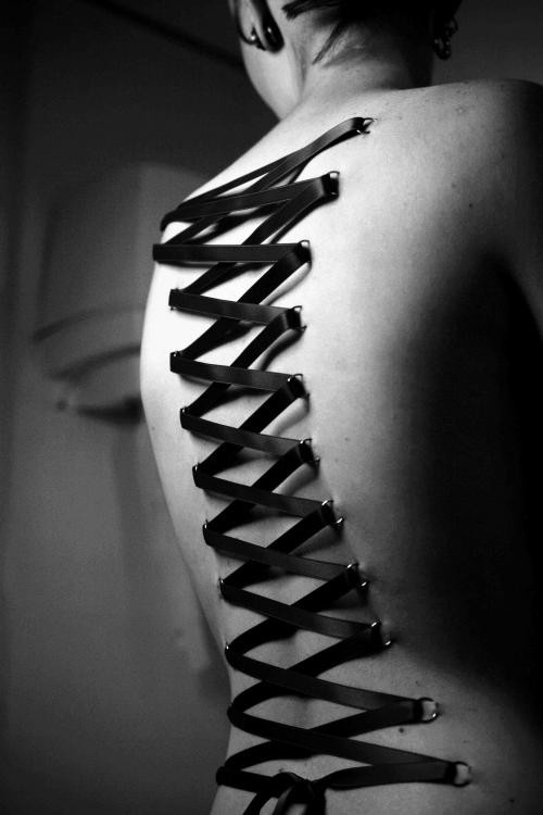 Corset Piercing (41)