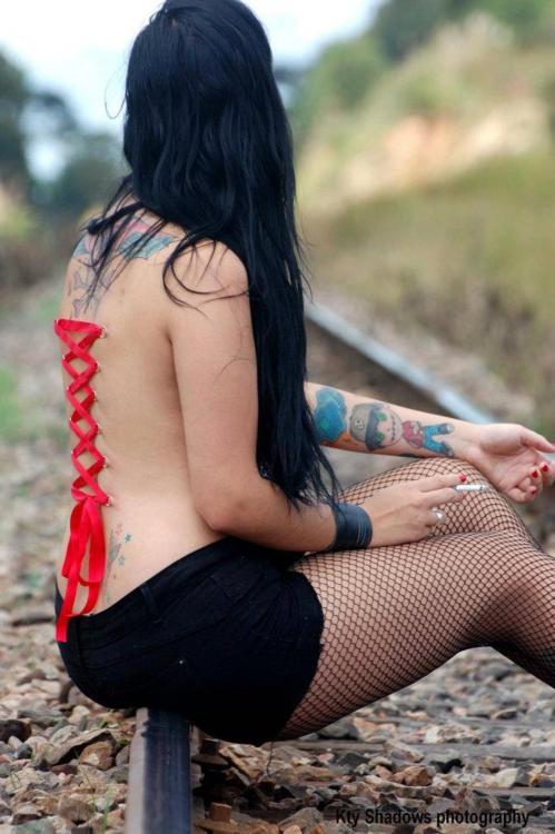 Corset Piercing (4)