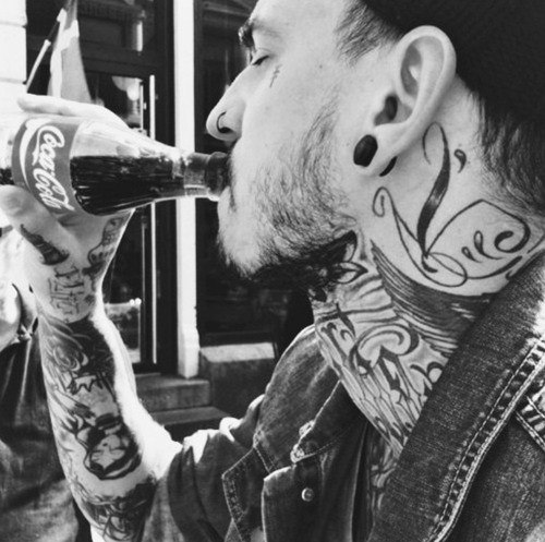 Tattooed Guys (15)