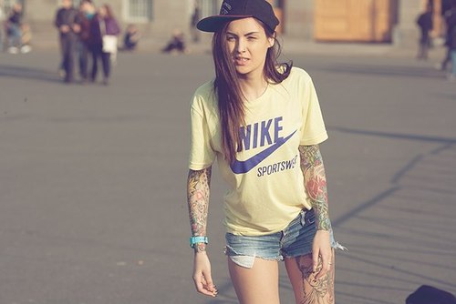 Tattooed Girls (44)